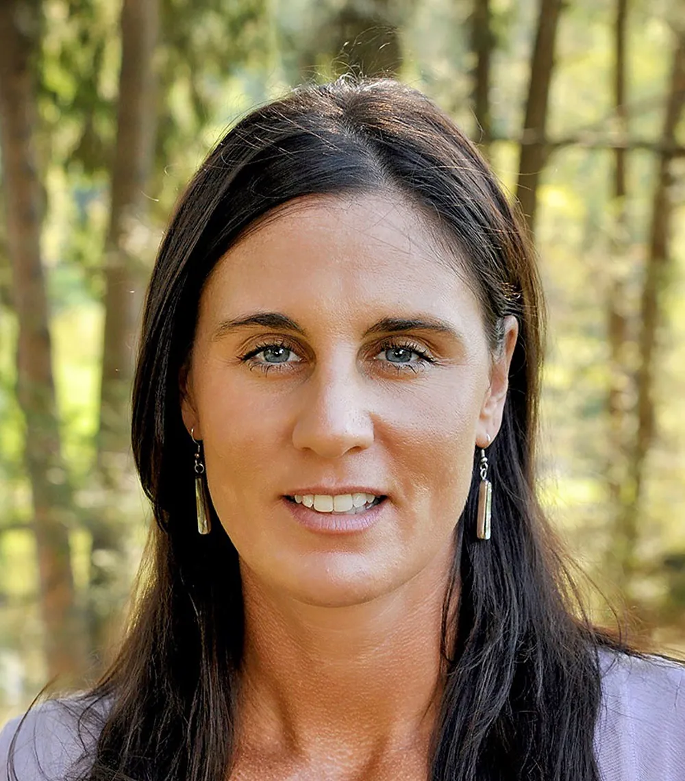 Individual portrait of Molly McGlennen